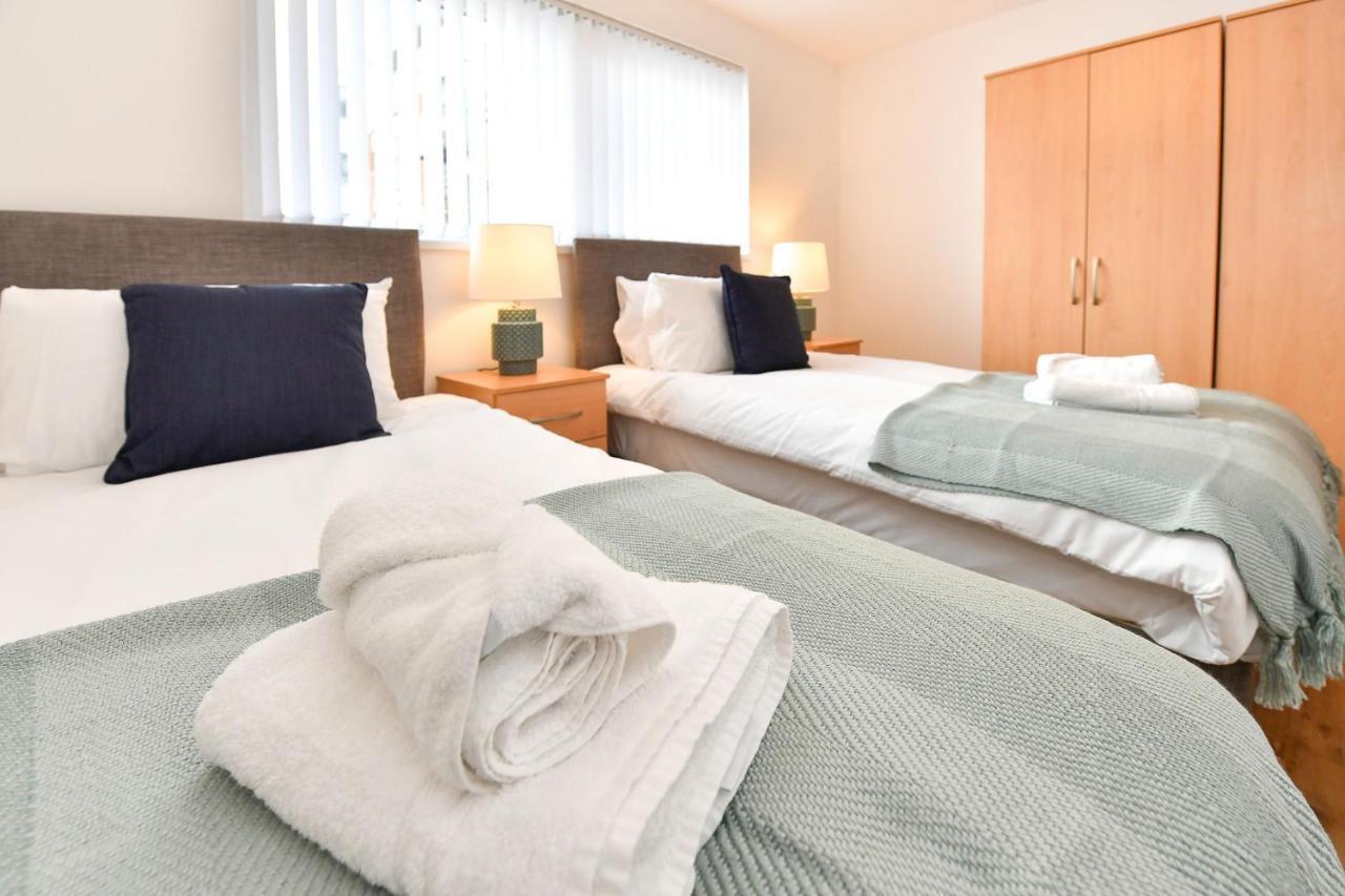 Just Stay Wales - Meridian Wharf, Marina View - 2 Bed Apartment Swansea Exterior photo
